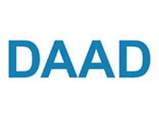 Logo des DAAD: hellblaue Großbuchstaben DAAD auf weißem Grund